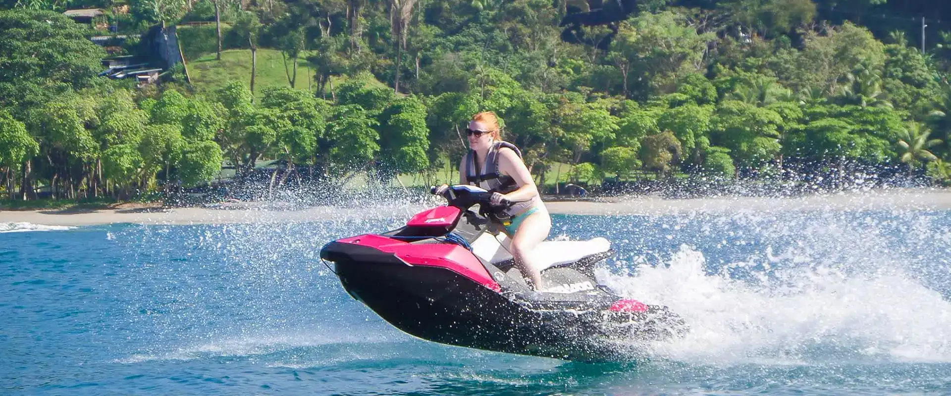 Aventura de Jet Ski (avistamiento de ballenas y delfines) | Costa Rica